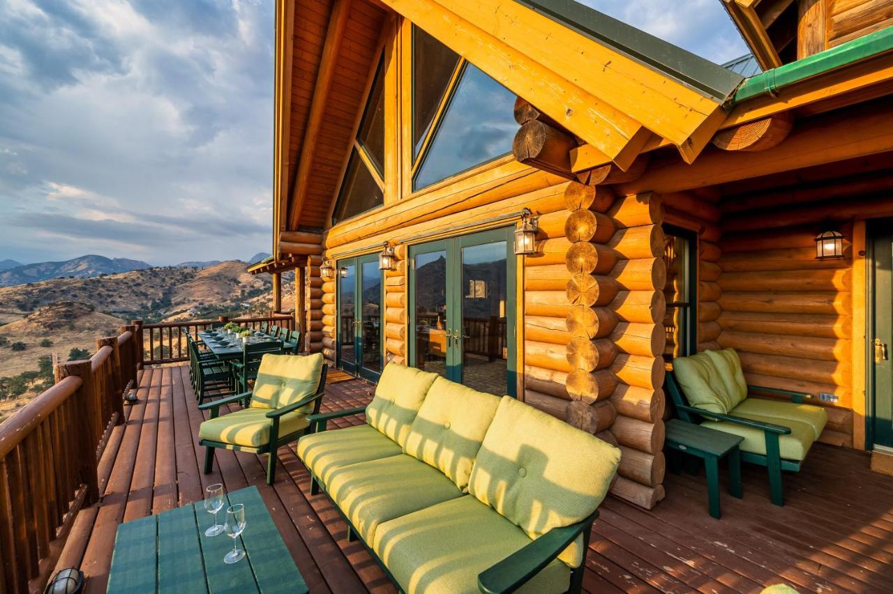 4 Kings Log Cabin 150 Acres Spectacular Views ثري ريفرز المظهر الخارجي الصورة